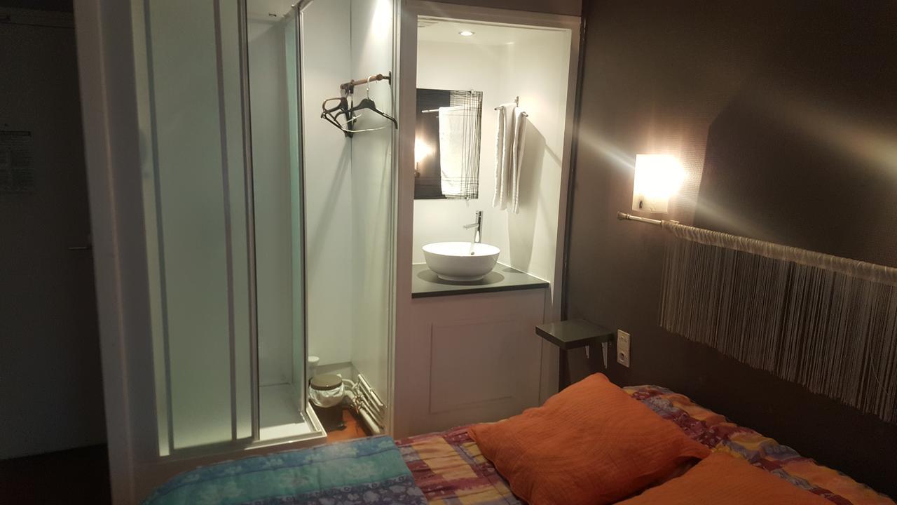Hotel Des Voyageurs Mayenne Ngoại thất bức ảnh